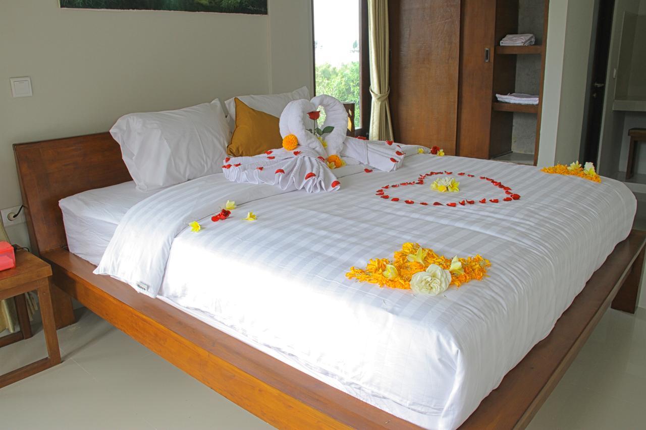 Umah Tikari Guesthouse Canggu Esterno foto
