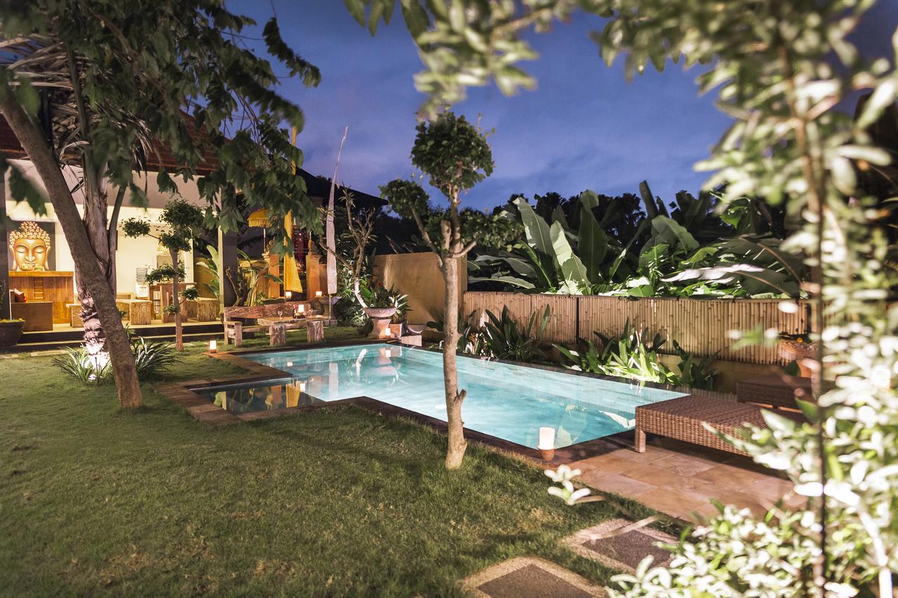 Umah Tikari Guesthouse Canggu Esterno foto