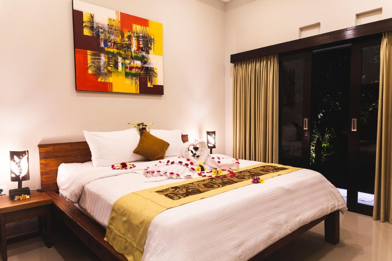 Umah Tikari Guesthouse Canggu Esterno foto